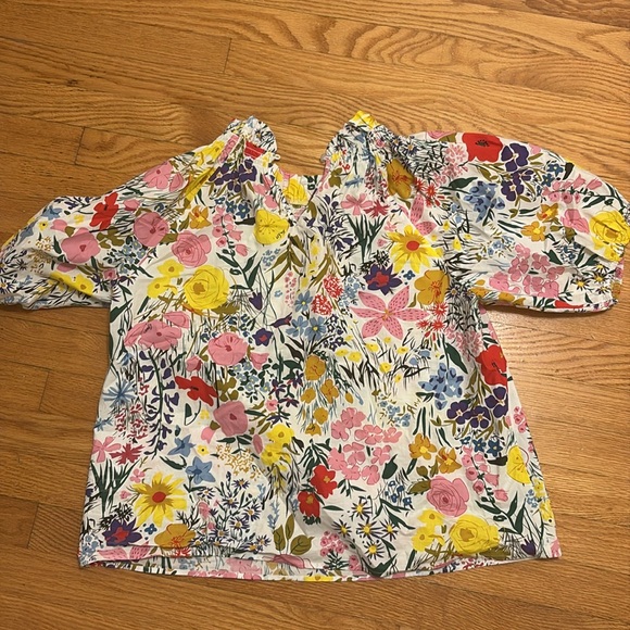 Boutique brand floral top - Picture 2 of 2